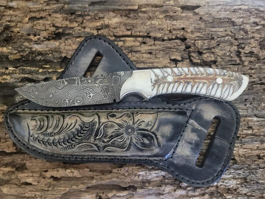 Western Cowboy knife with sheath - white pinecone handle image 0