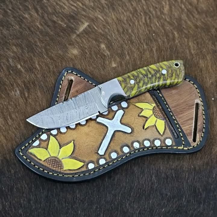 Damascus steel best cowboy knife with yellow pinecone handle and western style pancake leather sheath image 0