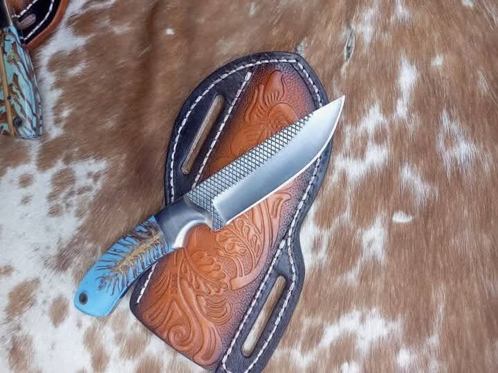 Handmade rasp steel skinner knife for cowboys - pinecone handle and belt carry sheath image 0