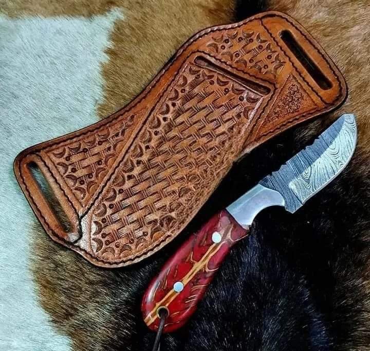 8 inch Damascus Cowboy Knife With Red Pine Cone Handle image 0