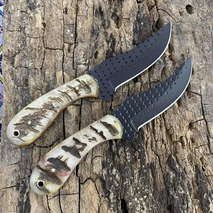 Rasp steel black coated Cowboy knife with sheep horn handle Christmas offer image 0