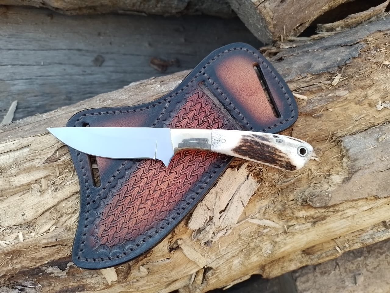 D2 handmade Cowboy knufe with antler handle and slanted carry sheath image 0