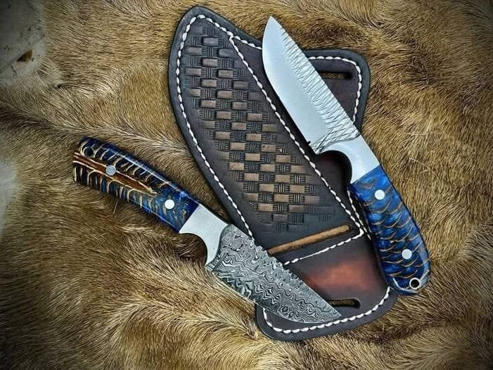 Cowboy knives pair with slanted carry leather sheath image 0