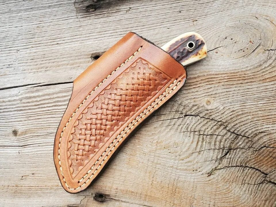 D2 hawksbill knife with Stag antler handle and leather sheath image 3