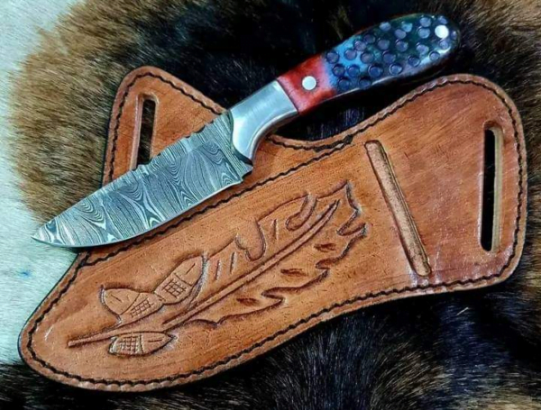 Damascus Cowboy Knife With Leather Sheath