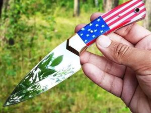 Texas Cowboy Knife with D2 steel blade, mirror polished, and Western-style leather sheath , USA flag Handle