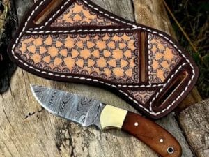 Small skinner knife