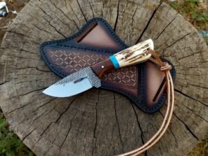 Rasp steel cowboy skinner with antler - Mirror finish blade and pancake sheath